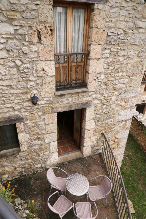 Hotel Rural La Puebla Orbaneja del Castillo Exterior photo